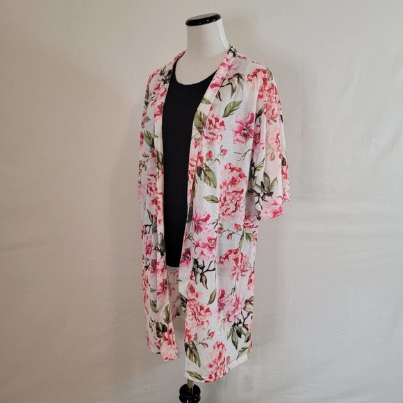 Show Me Your MuMu Brie Robe Pink Floral Kimono OS - Picture 2 of 10